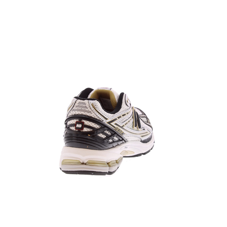 New Balance sneakers silver 4