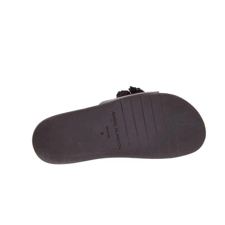 Angel Alarcon thong slippers black 5