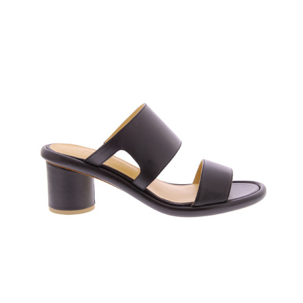 Atelier Content sandals black