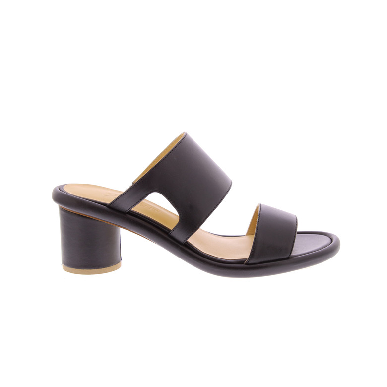 Atelier Content sandals black