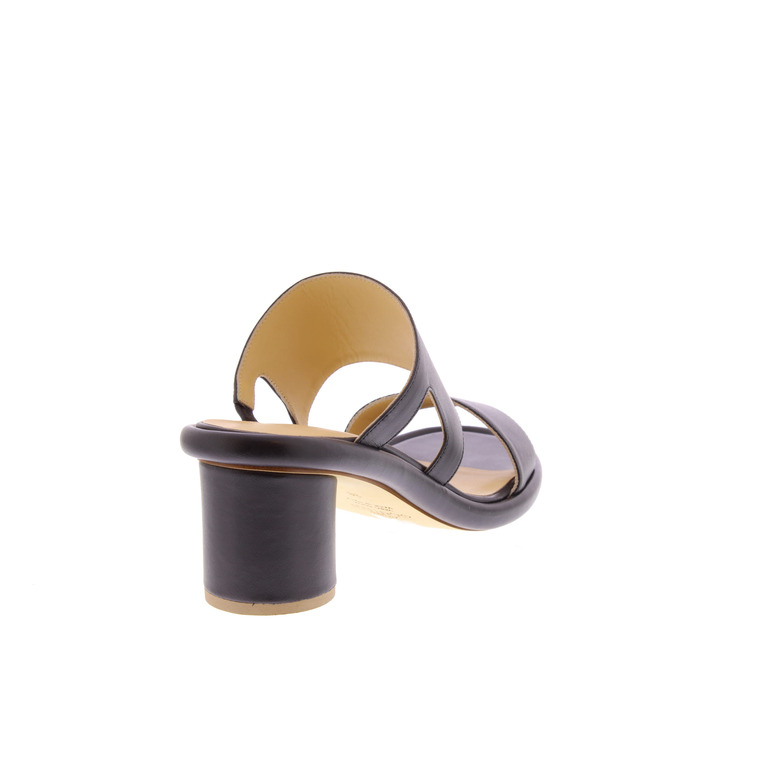Atelier Content sandals black 4