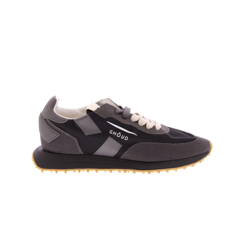 Ghoud sneakers black
