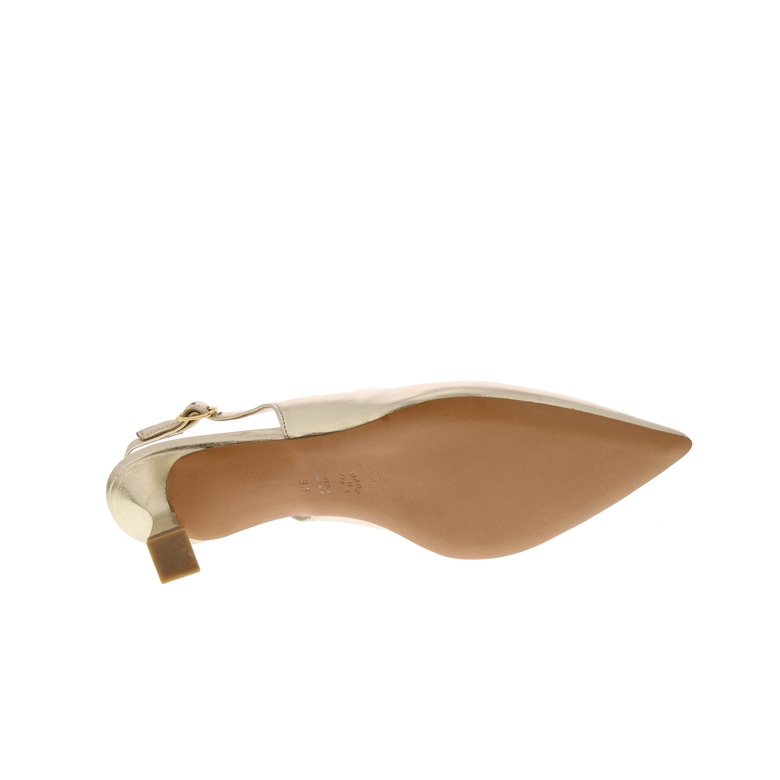 Enzo Di Martino pumps or 5