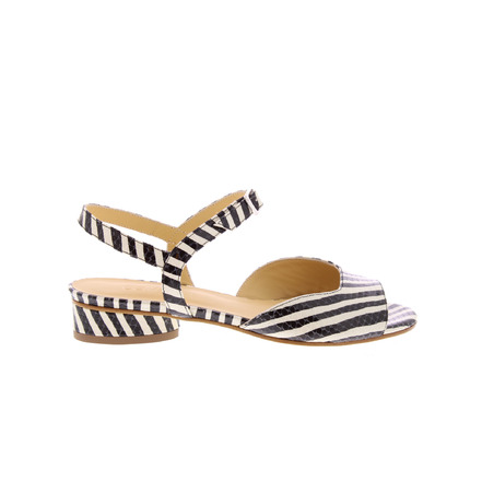 Atelier Content sandals black