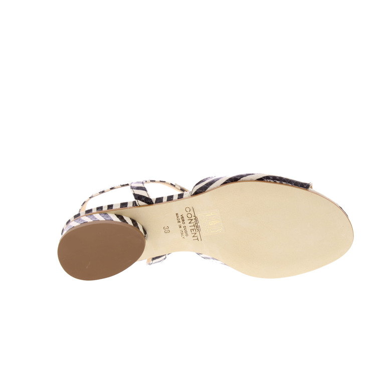 Atelier Content sandals black 5