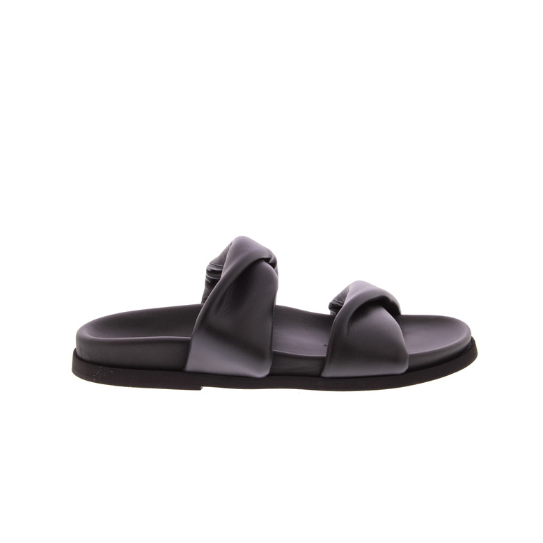 Slaye thong slippers black