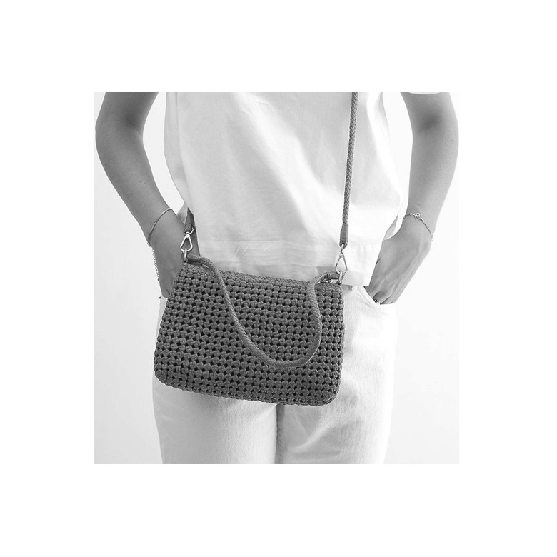 Allan K crossbody black 4