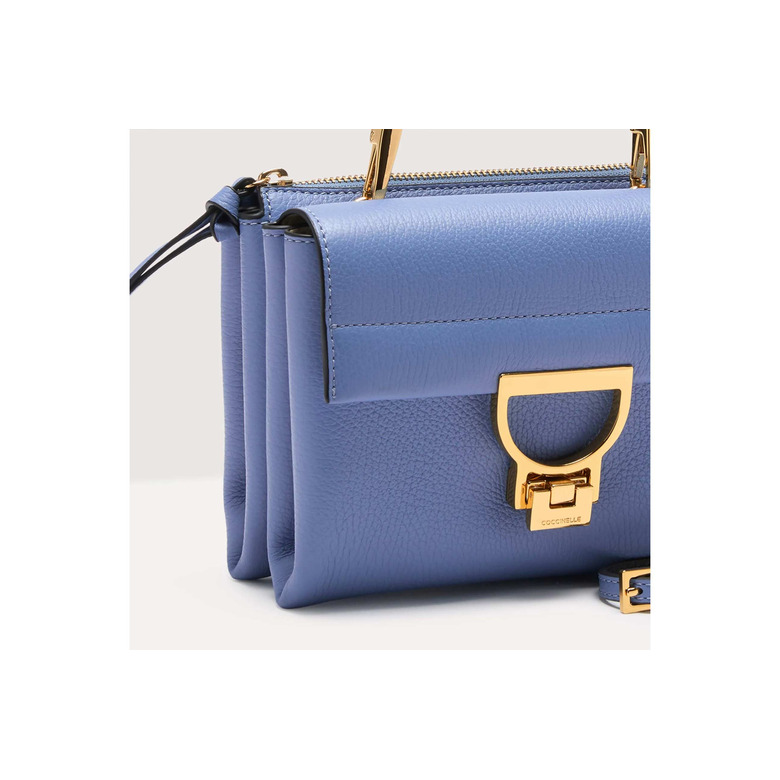 Coccinelle crossbody blue 4