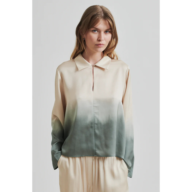 Second Female bluse grÜn 2