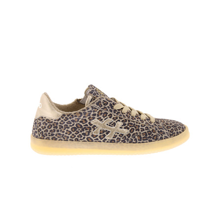 Hip sneakers bruin