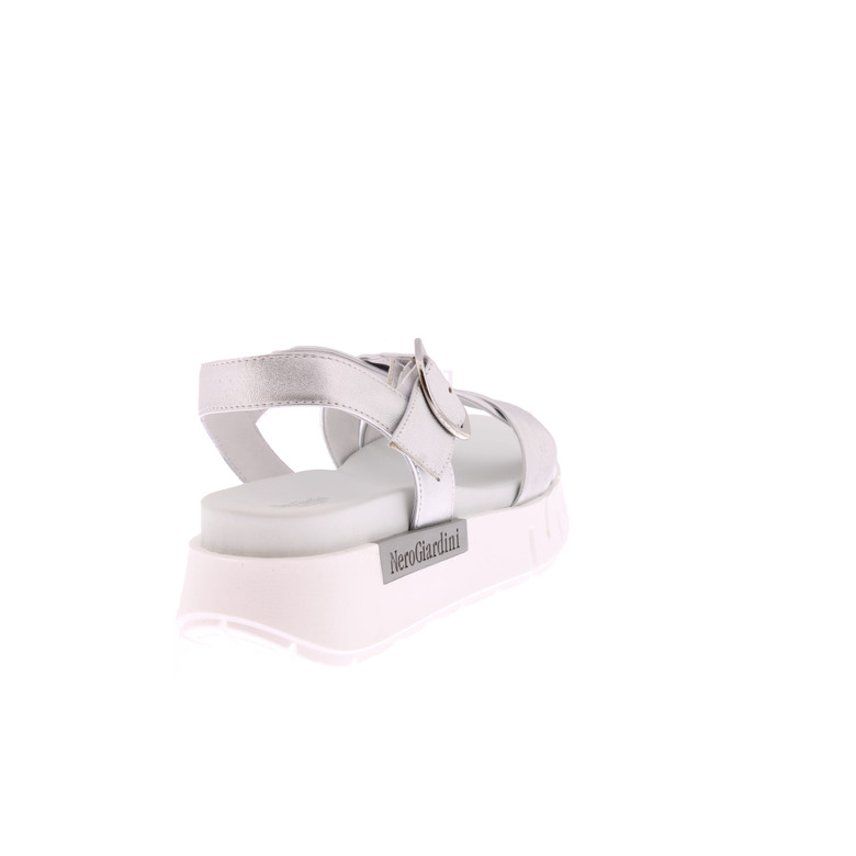 Nero Giardini sandals silver 4