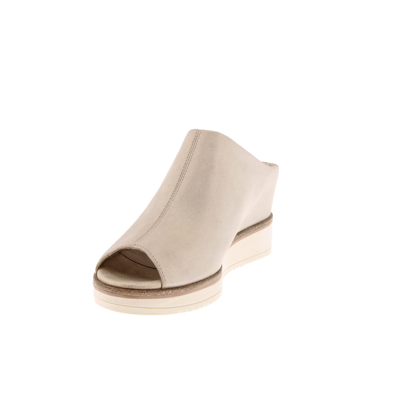 Tamaris thong slippers gold 3
