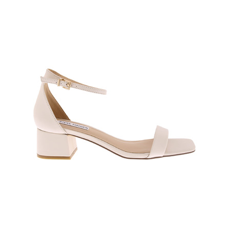 Steve Madden sandals ecru