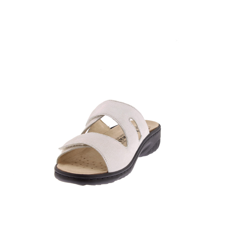 Mephisto Mobils thong slippers white 3