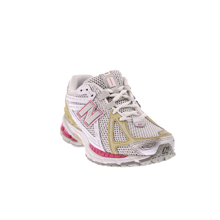 New Balance sneakers silver