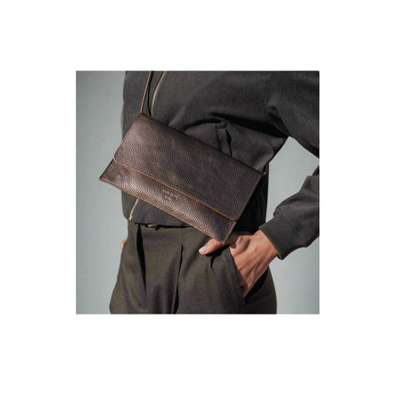 Ann Kurz clutch black