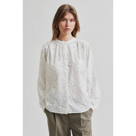 Second Female blouse wit