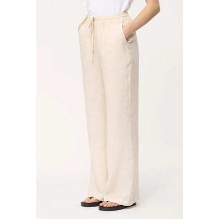 Humility trousers ecru