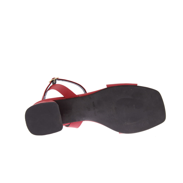 The Flow sandals red 5