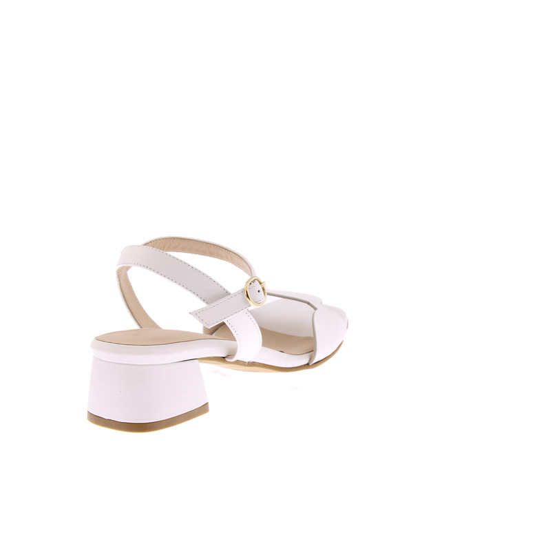 The Flow sandals white 4