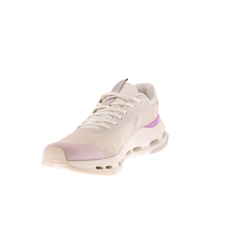 On Running sneakers ecru 3