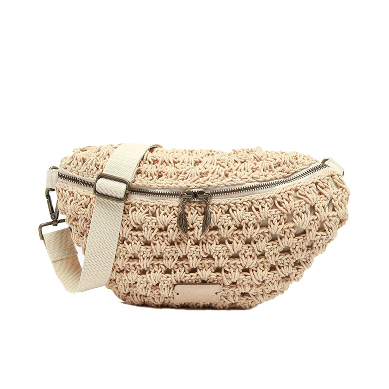 Woomen Vegan crossbody ecru
