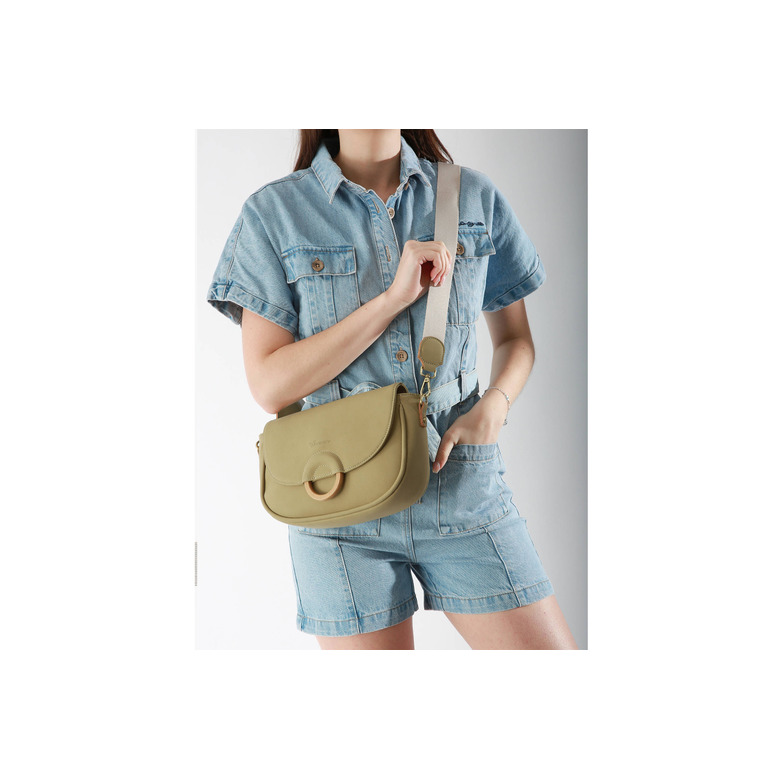Woomen Vegan crossbody green 4