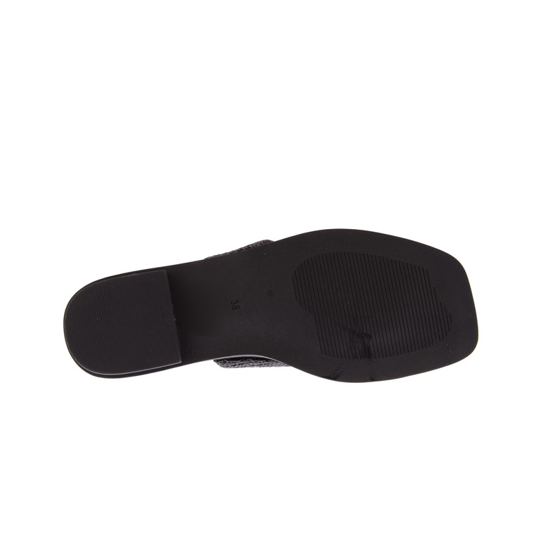 Noa Harmon tongs noir 5