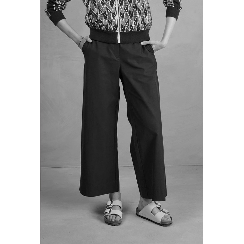 Nathalie Vleeschouwer broek blauw 2