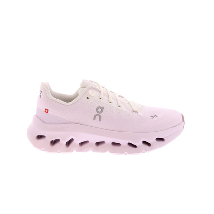 On Running sneakers pink