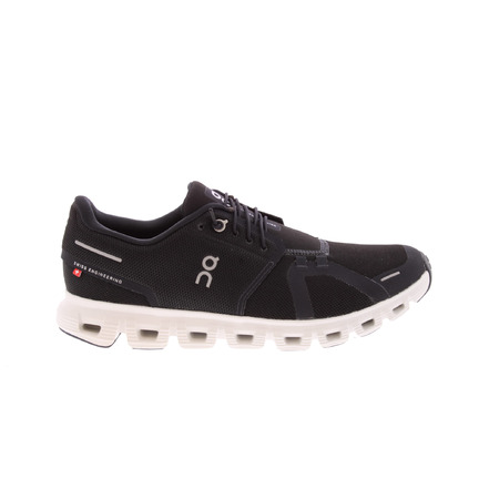 On Running sneakers black