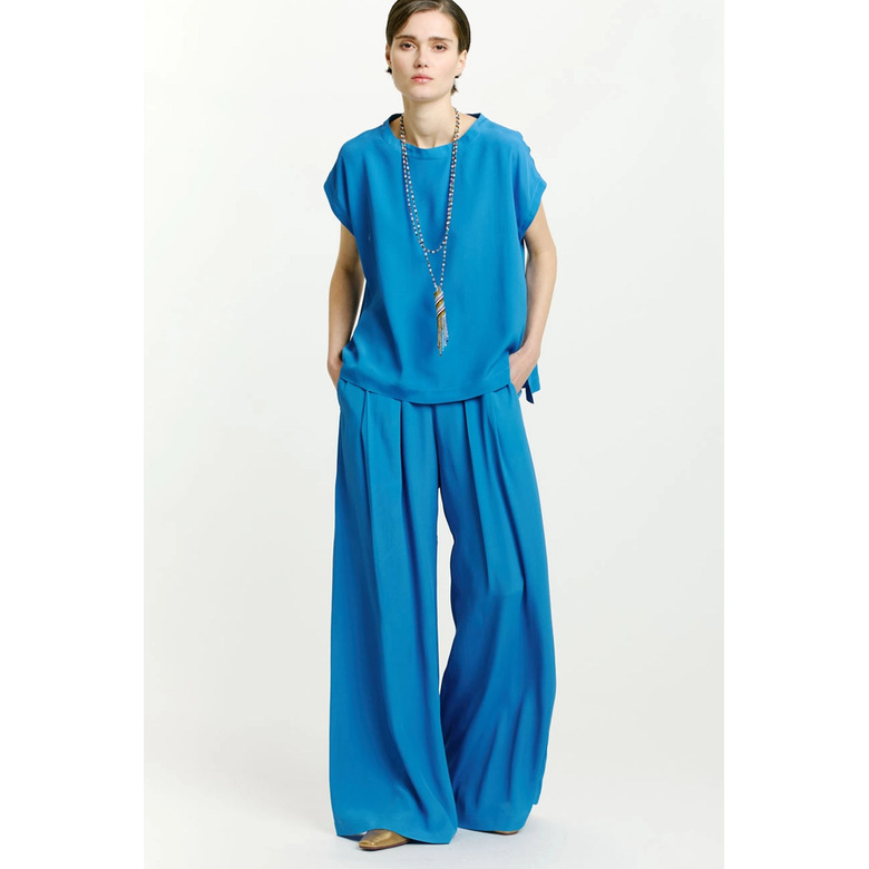 Momoni hose blau 2