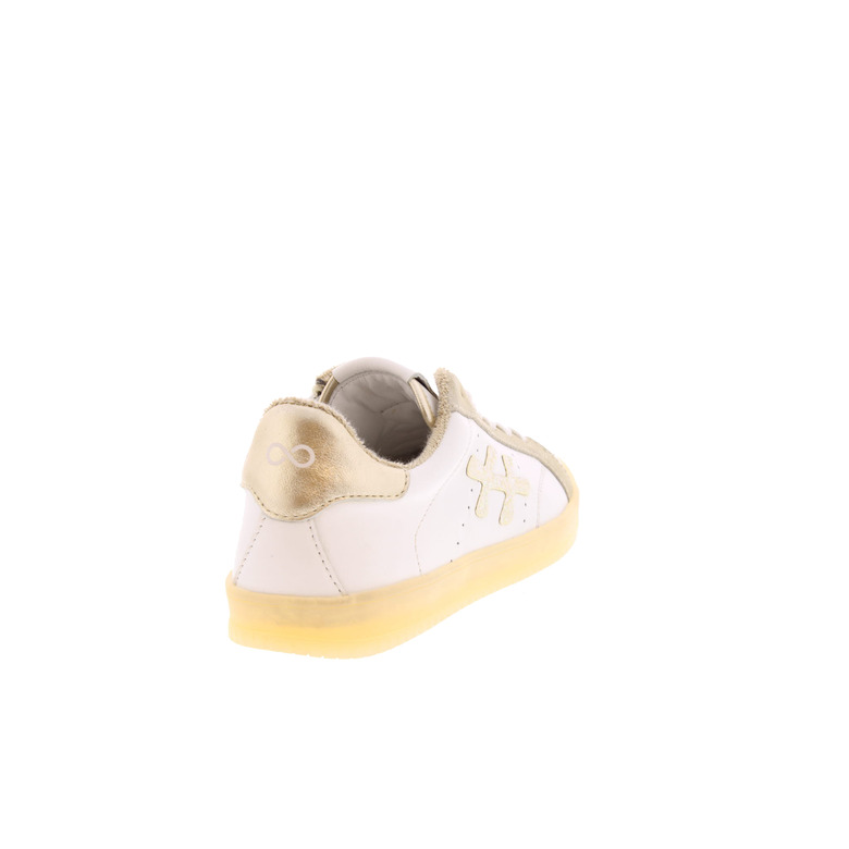 Hip sneakers wit 4