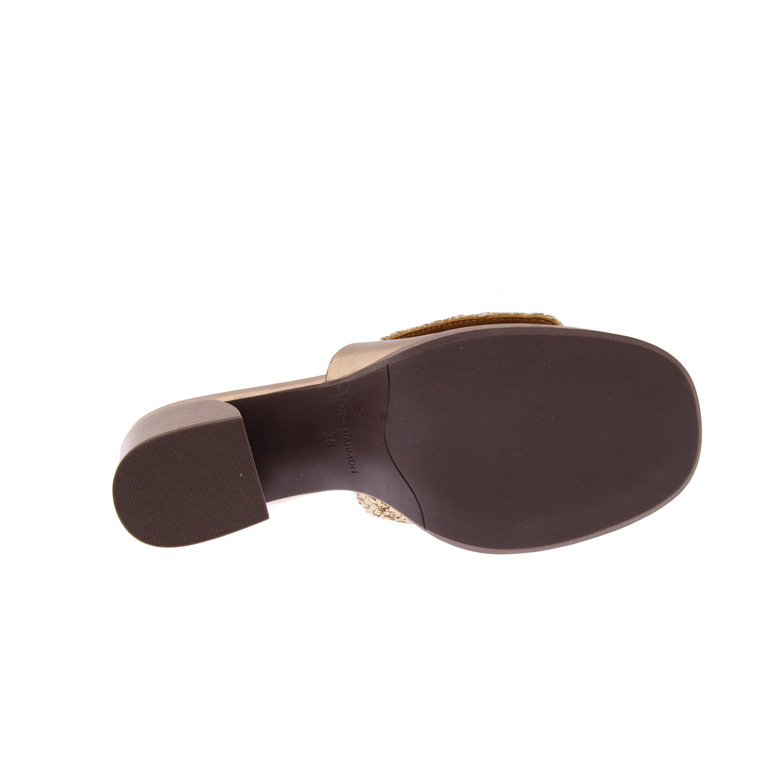Noa Harmon tongs or 5