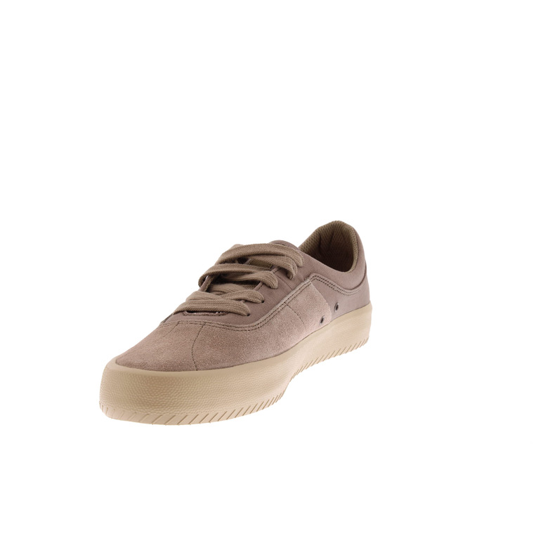 Globe sneakers brown 3