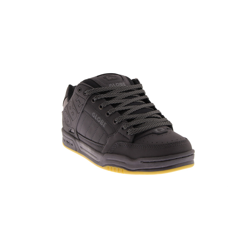 Globe sneakers black 2