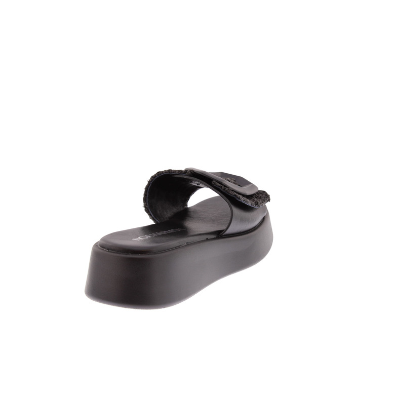 Noa Harmon tongs noir 4