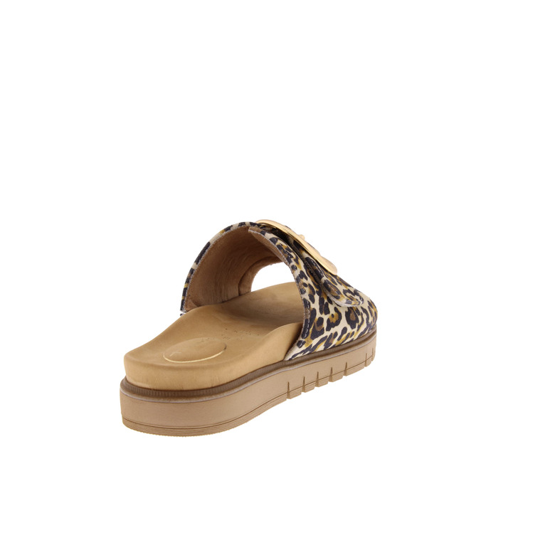 Tamaris Comfort thong slippers brown 4