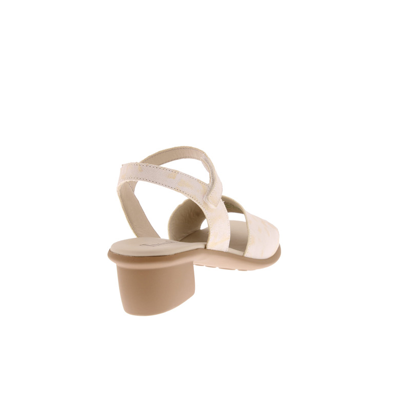 Think! sandalen ecru 4