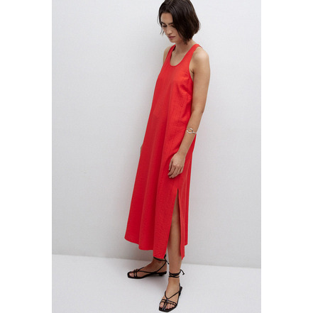 Yerse kleid rot