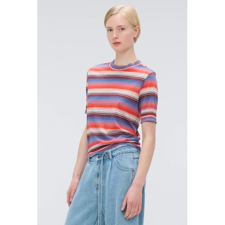 Our Sister t-shirt rood