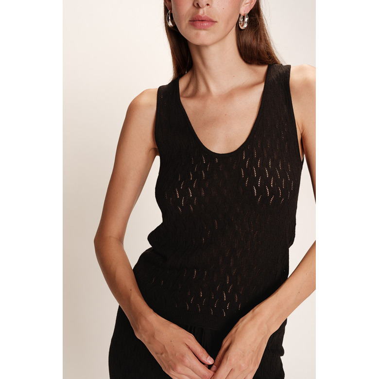 Grace & Mila top black 2