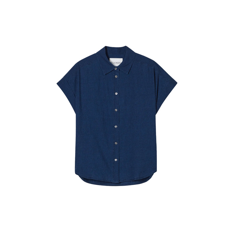 Closed blouse jeans