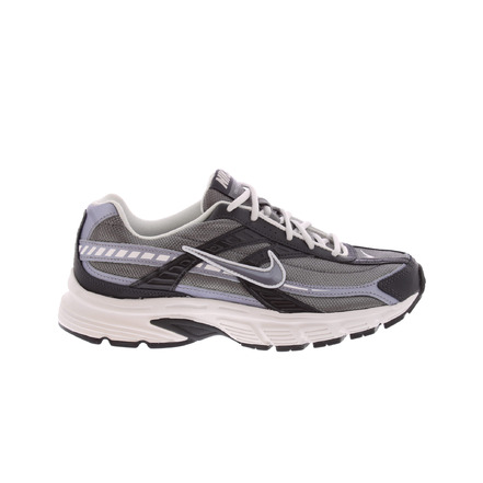 Nike sneakers grau