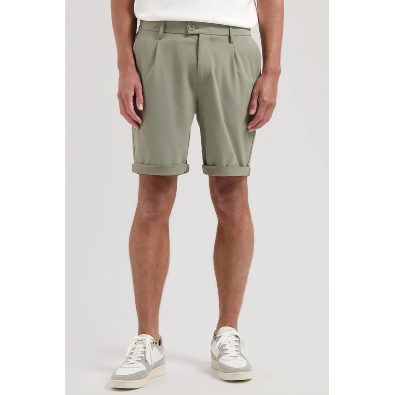 Dstrezzed short green 2