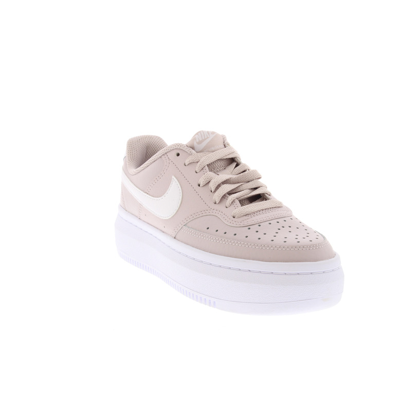 Nike sneakers rose 2