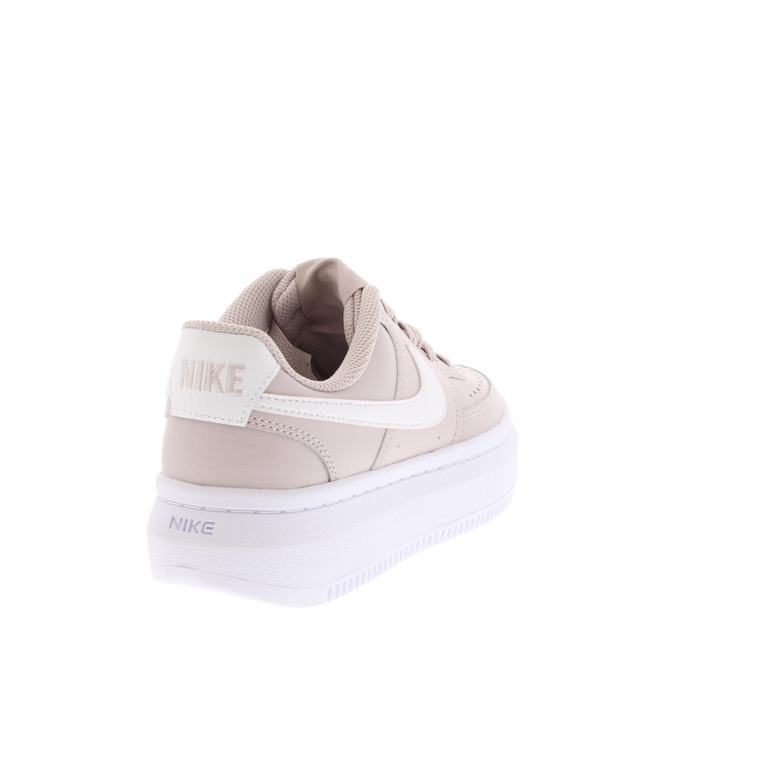 Nike sneakers rose 4