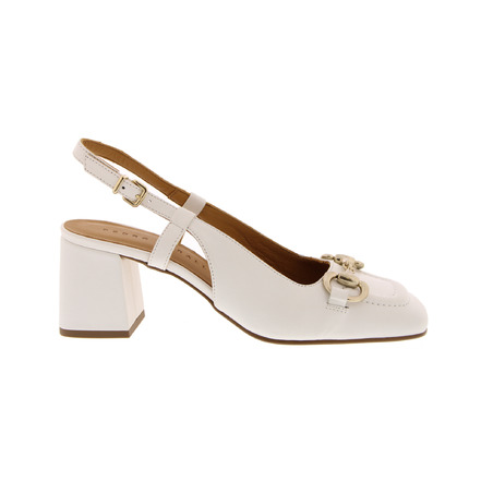 Pedro Miralles pumps wit