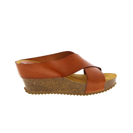 Hee! slippers cognac