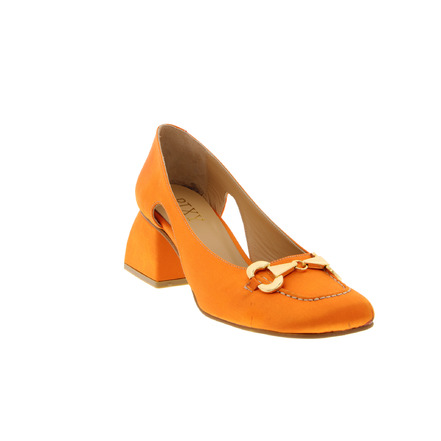 Pixy pumps orange